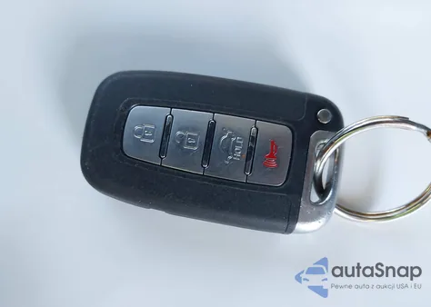 2013 Hyundai Elantra Limited from USA, damaged, VIN KMHDH4AE1DU944749